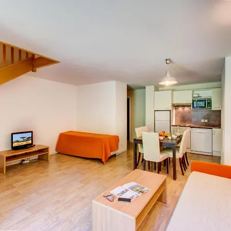 Les Balcons D'aix.2 아파트